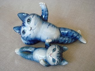 鈴木義美 招き猫（寝ころび） 鈴木義美 招き猫（寝ころび）